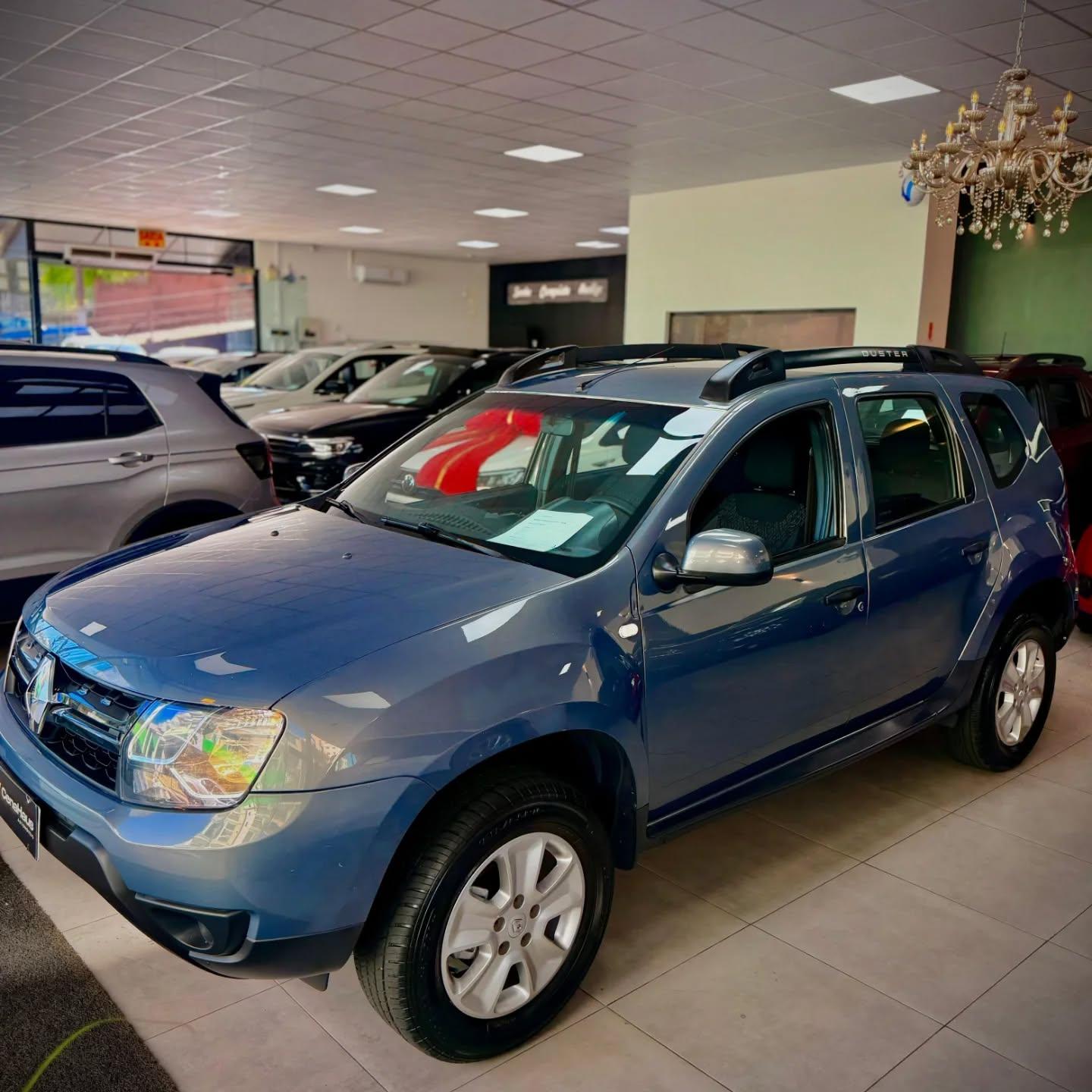 RENAULT DUSTER