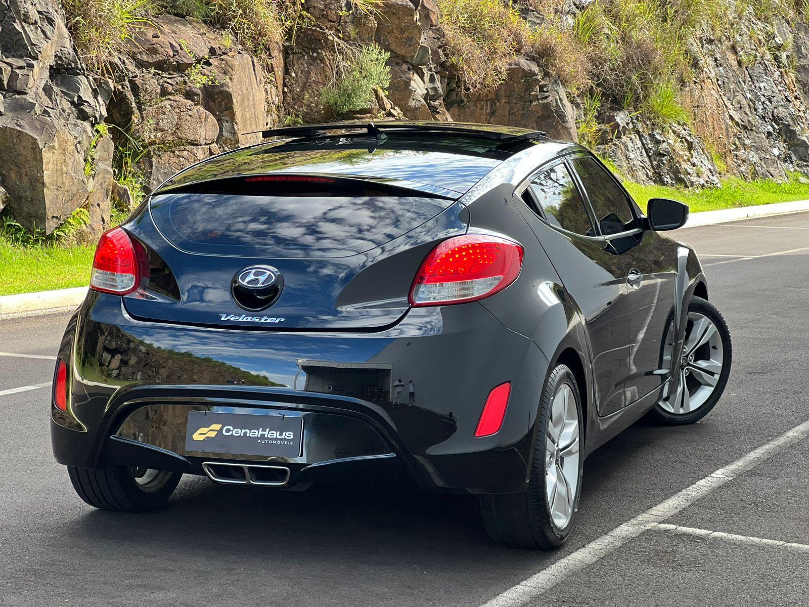 HYUNDAI VELOSTER