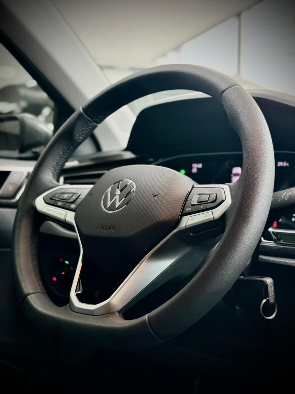 VOLKSWAGEN VIRTUS