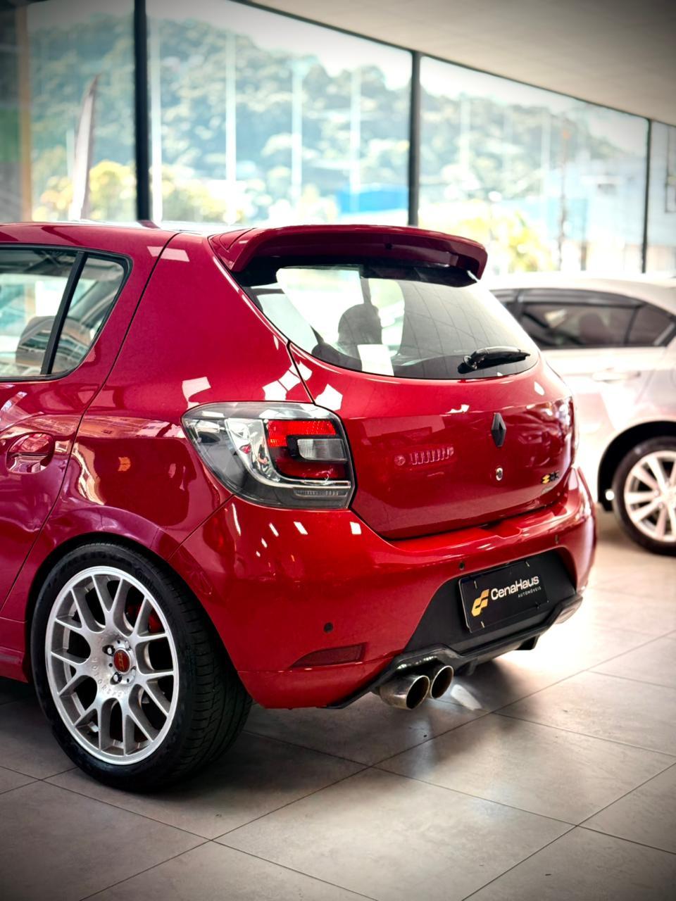 RENAULT SANDERO