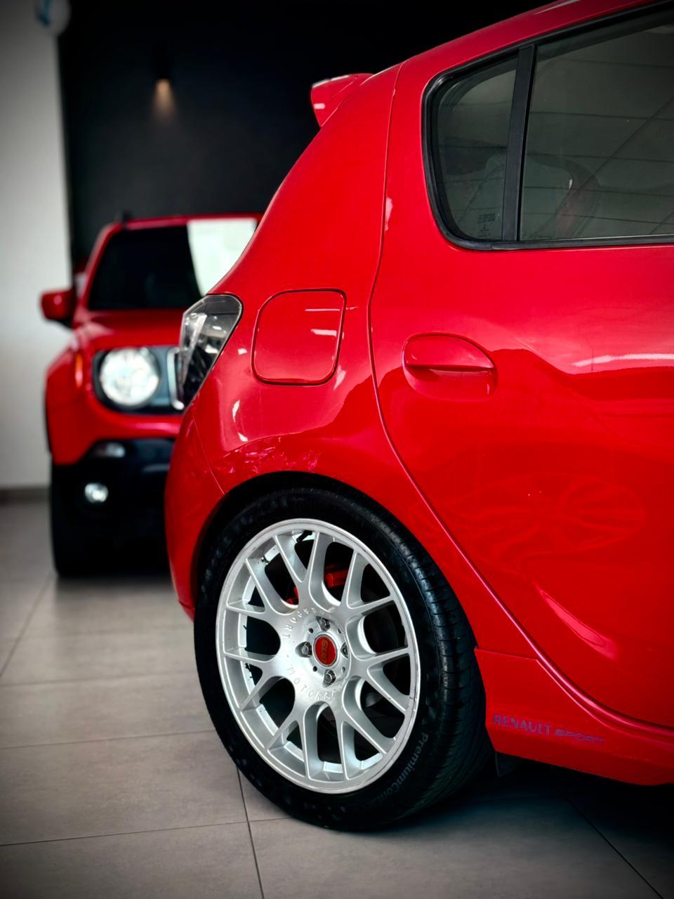 RENAULT SANDERO