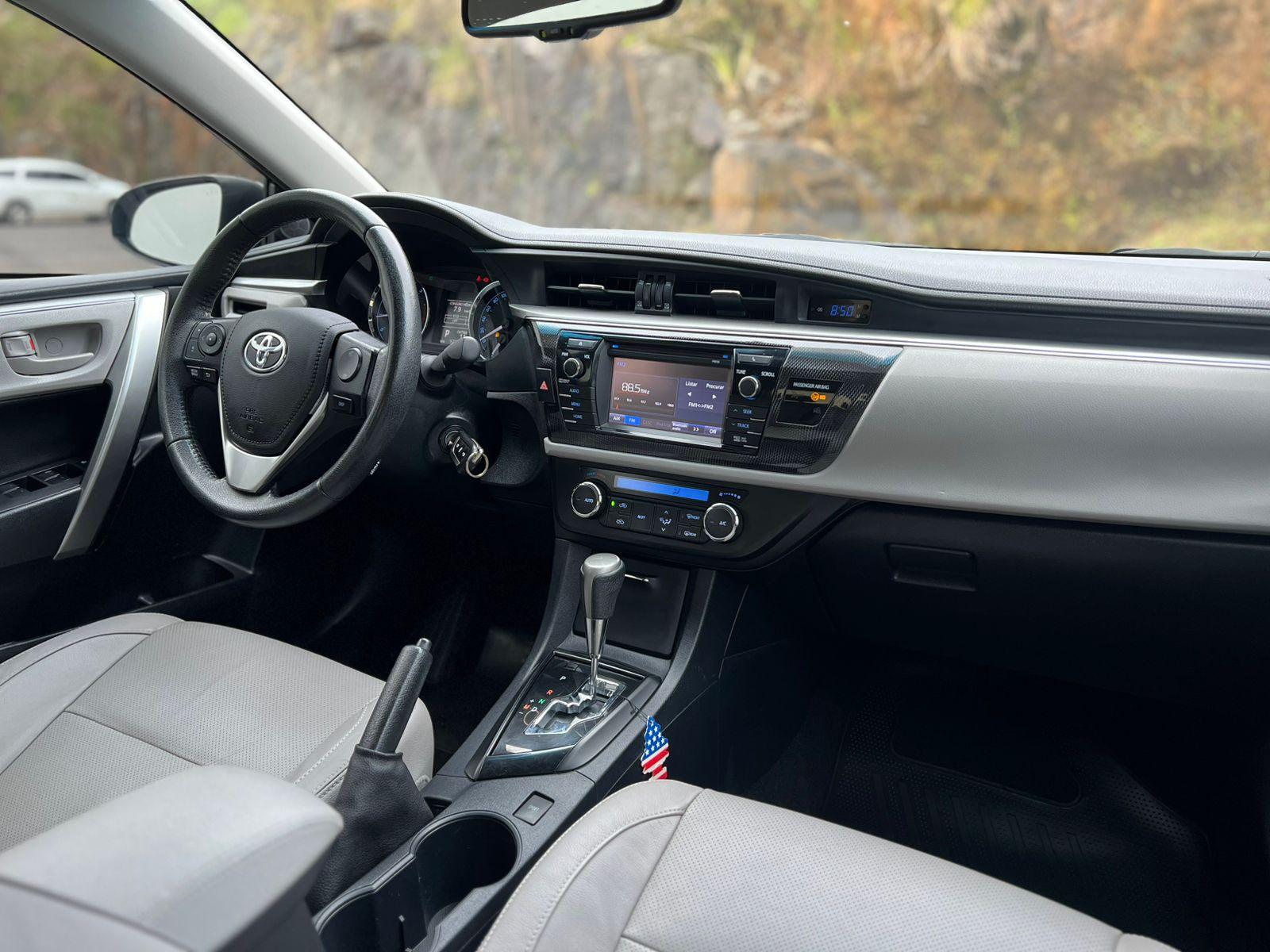 TOYOTA COROLLA