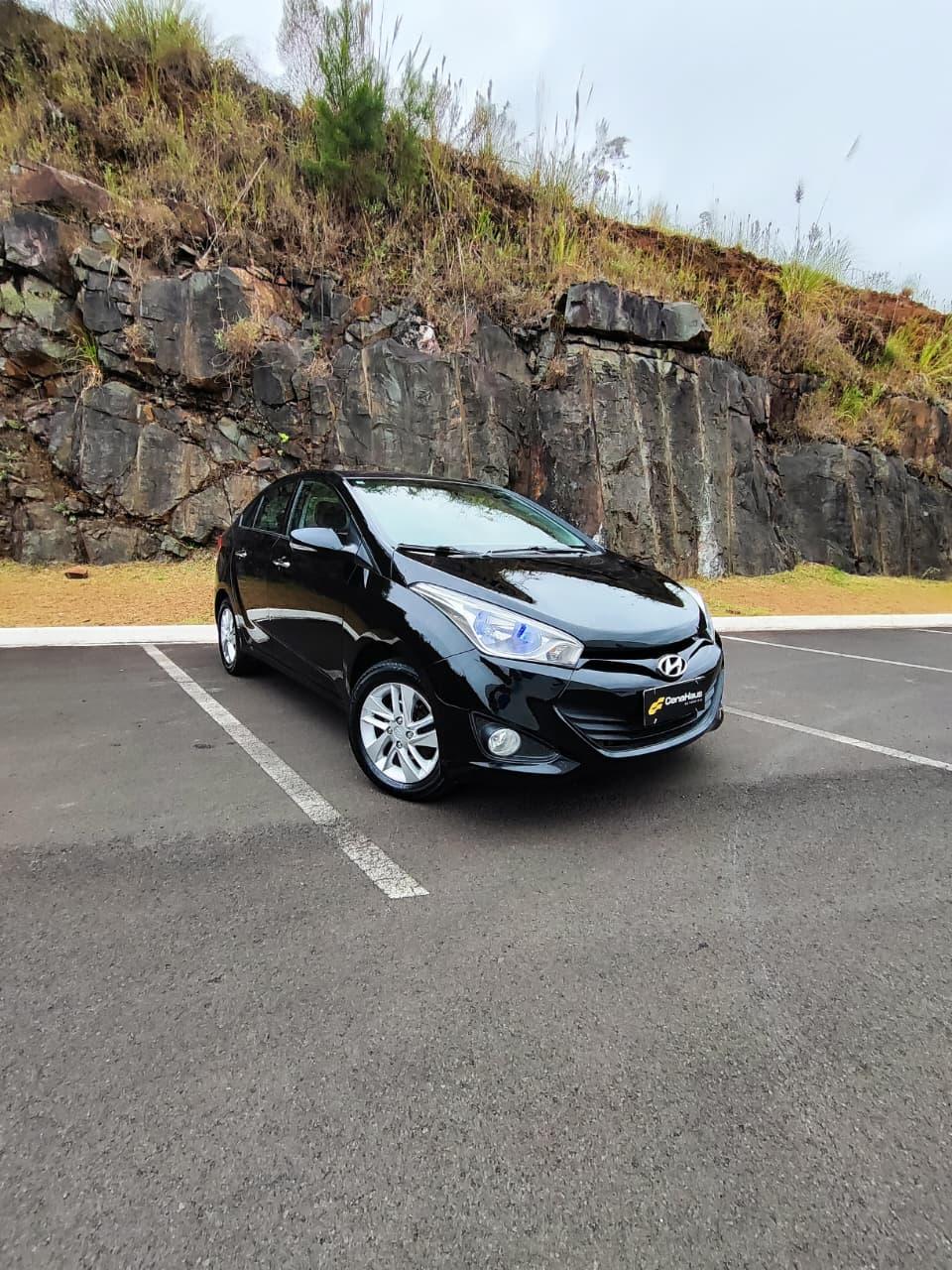 HYUNDAI HB20S