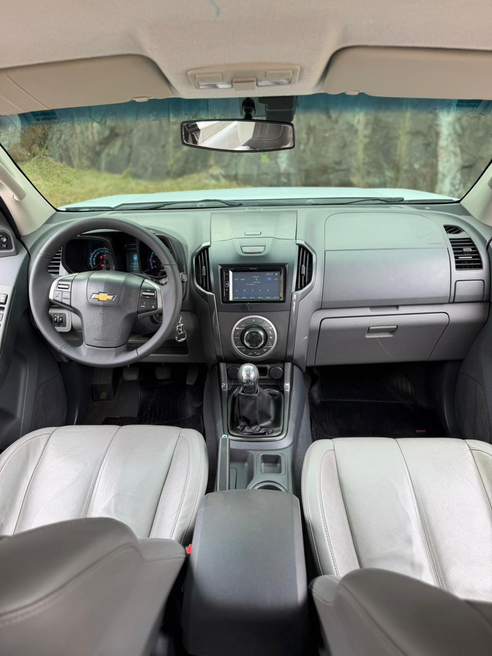 CHEVROLET S10