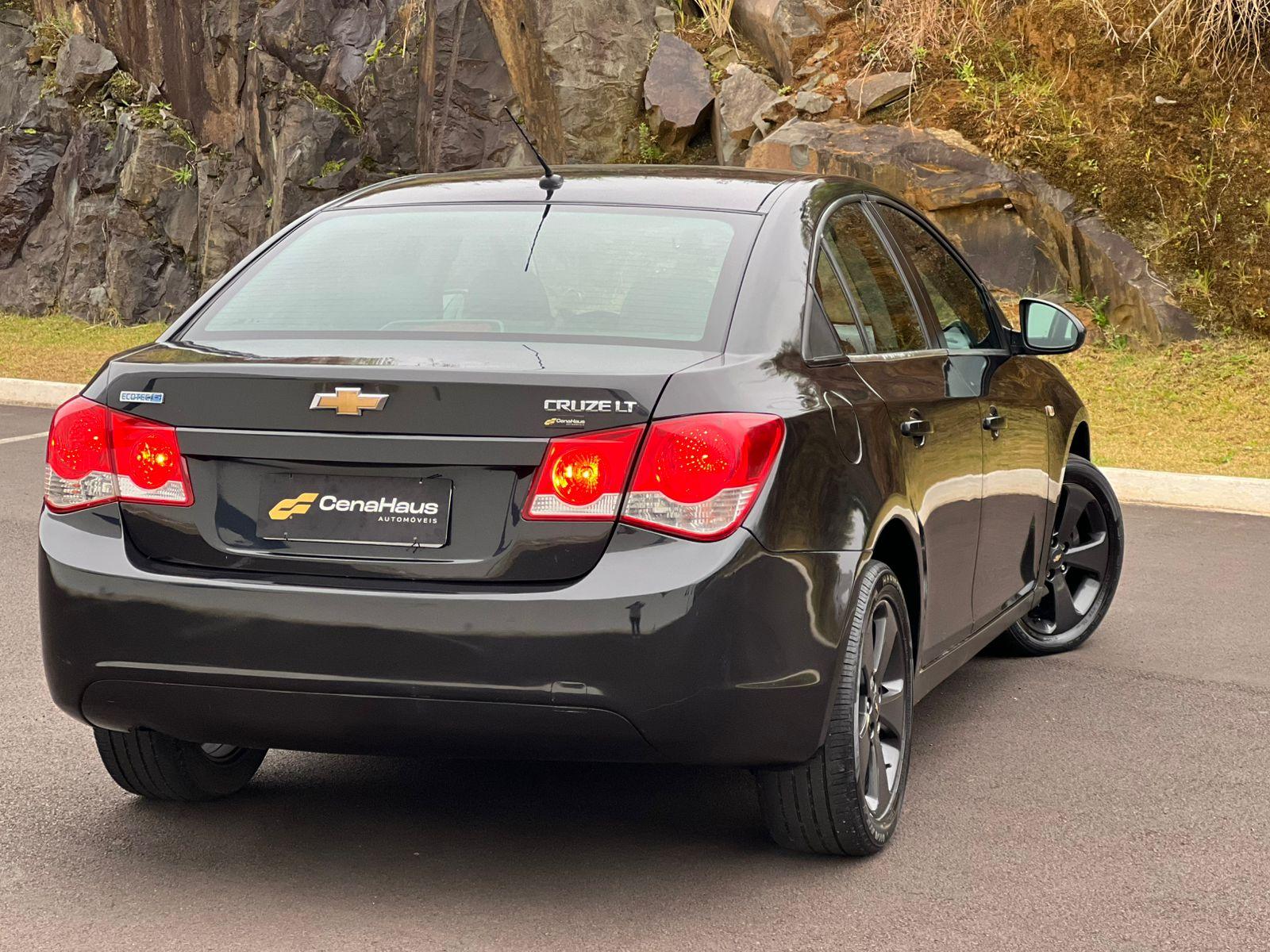 CHEVROLET CRUZE