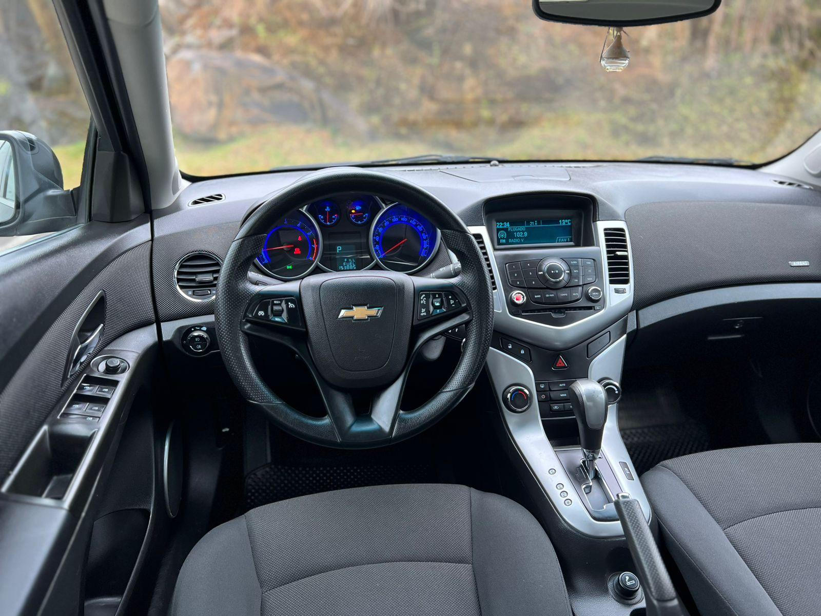 CHEVROLET CRUZE