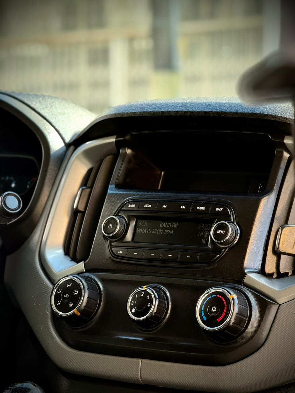 CHEVROLET S10