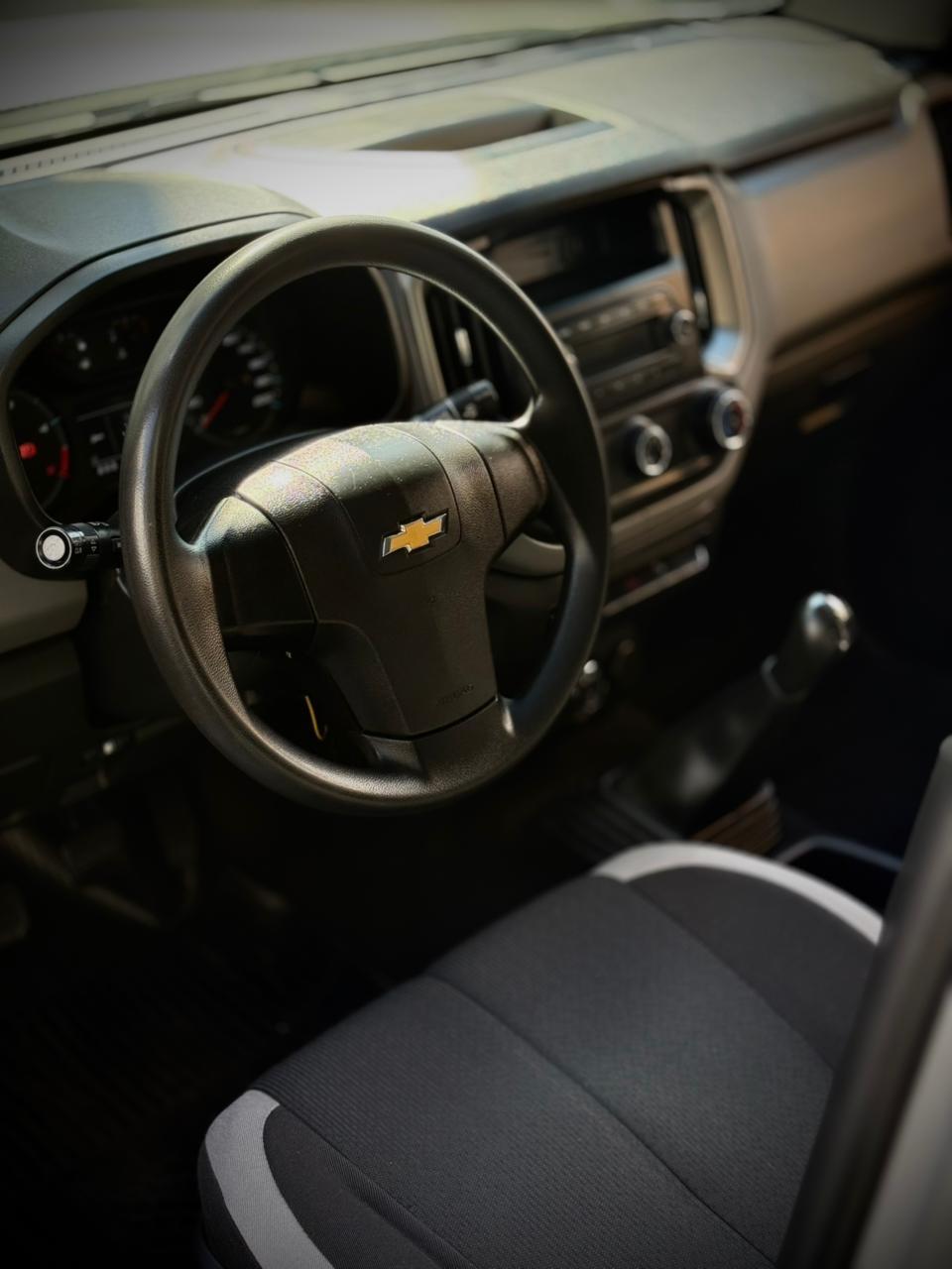 CHEVROLET S10
