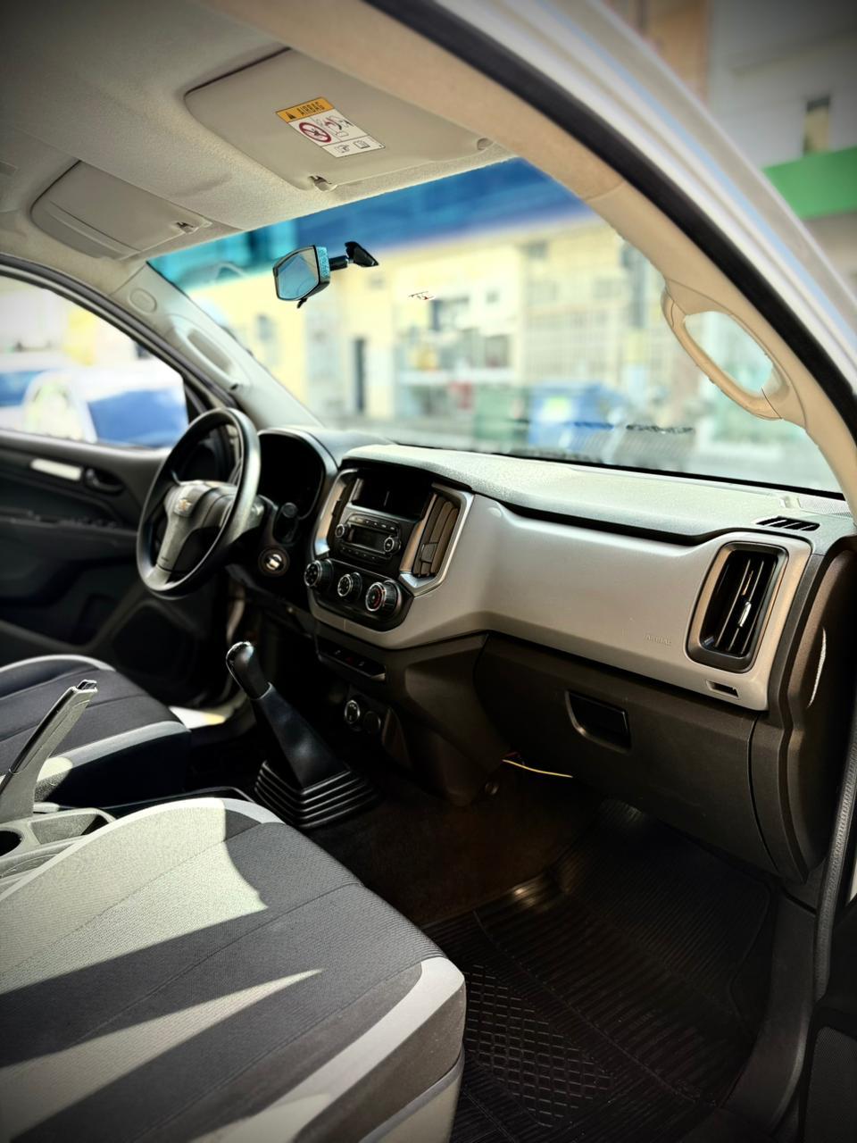 CHEVROLET S10